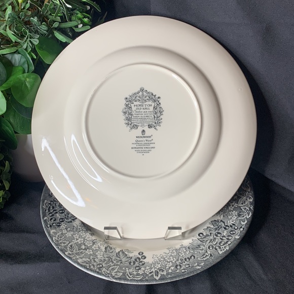 Vintage Wedgwood Queen’s Ware “Romantic England”  Morton Old Hall 10 7/8 dinne - Picture 6 of 7